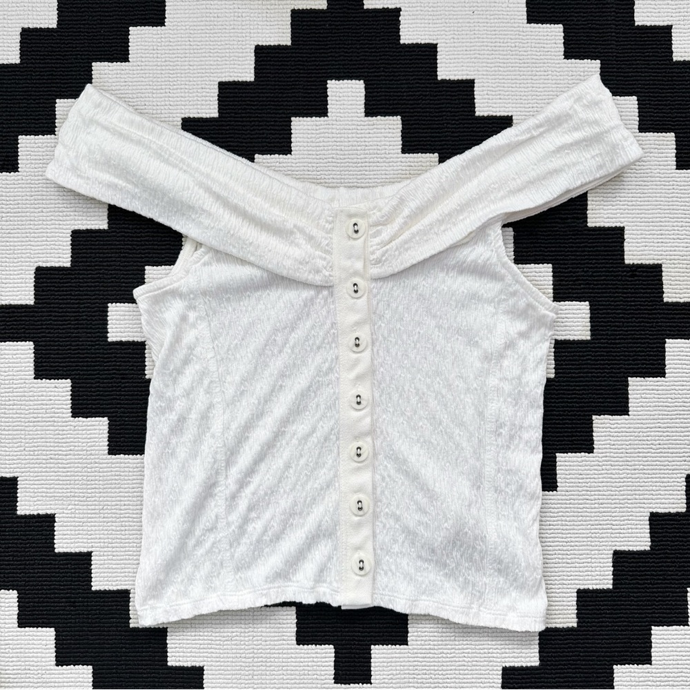 🌟BRAND NEW🌟 FREE PEOPLE SHIRT